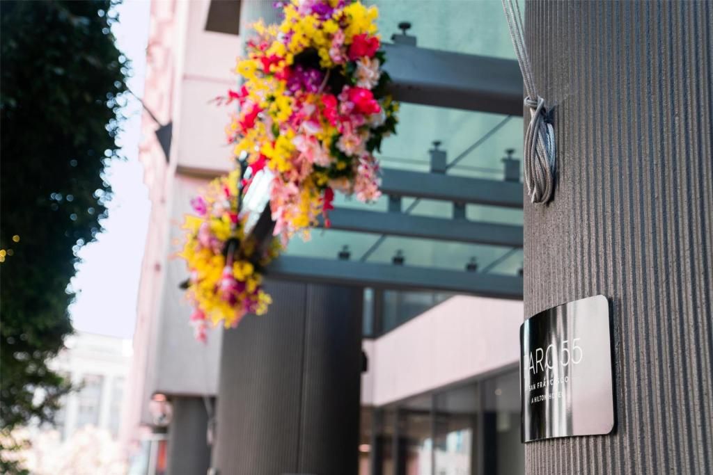 Parc 55 San Francisco, a Hilton Hotel фото 41