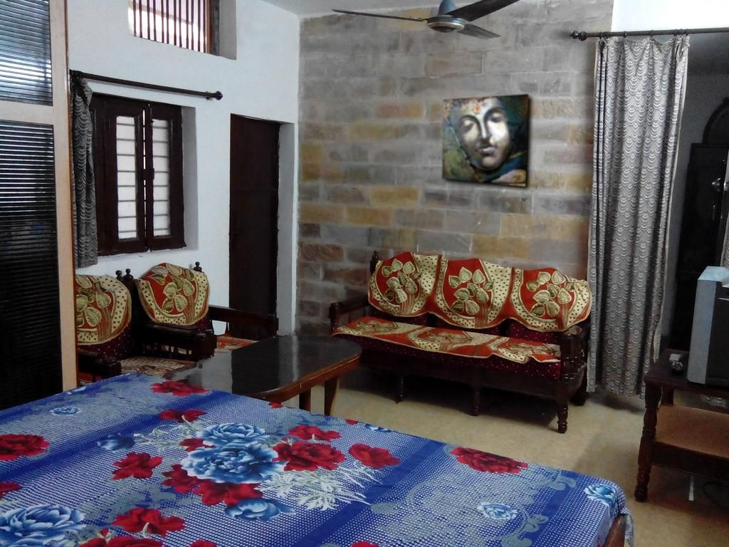 Om Guest House фото 3