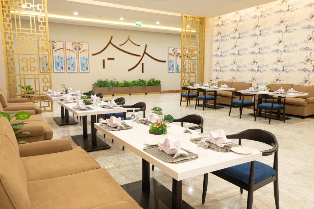 Tolip Hotel Olympic International City фото 10