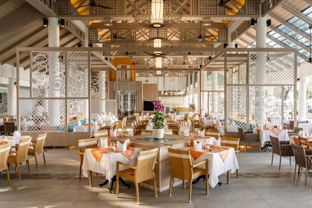 Katathani Phuket Beach Resort фото 129