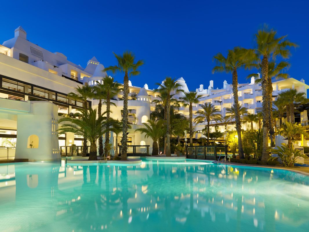 H10 Estepona Palace фото 2
