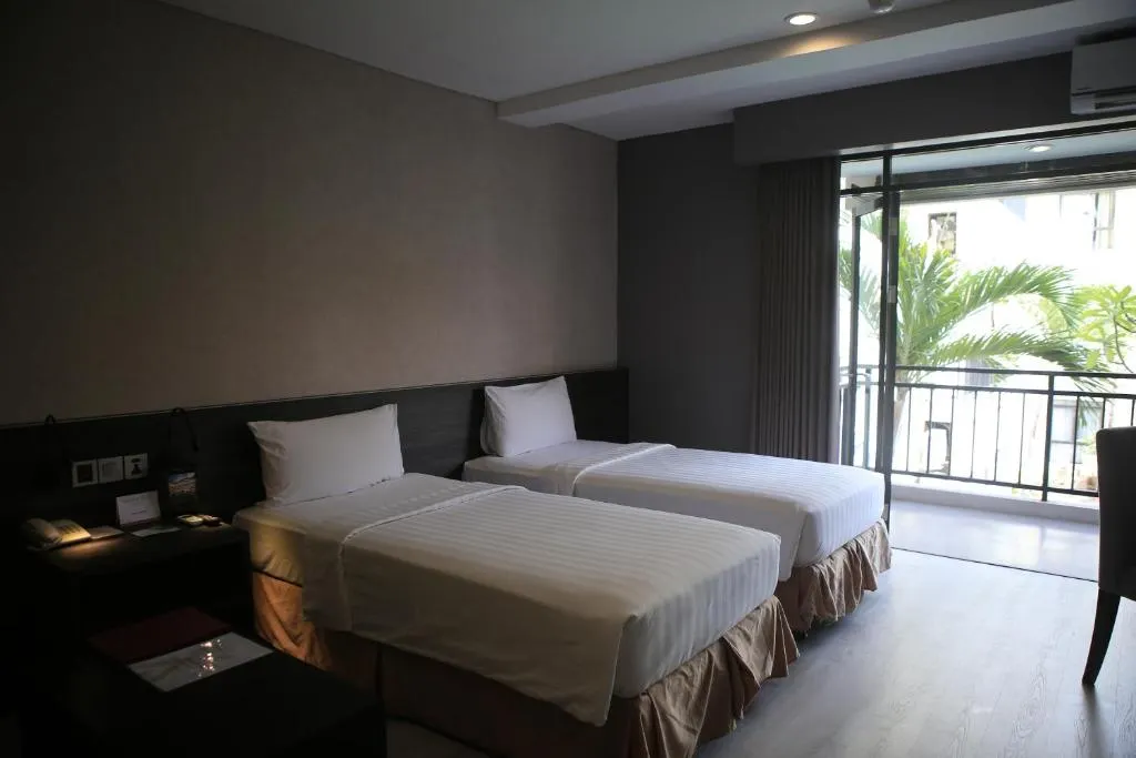 Grand Kuta Hotel and Residence фото 3