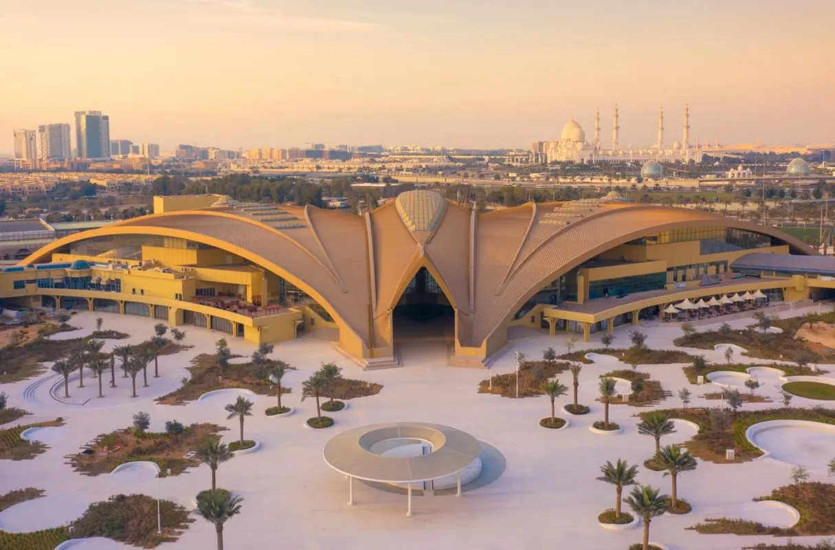 ERTH Abu Dhabi фото 0