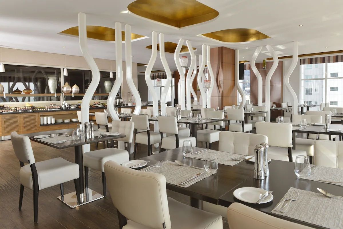 Swiss-Belhotel Seef Bahrain фото 6