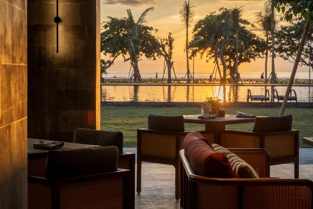 The Meru Sanur фото 36