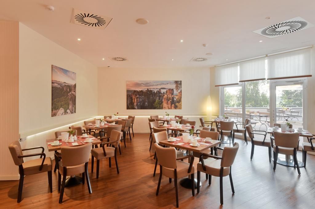 AMEDIA Hotel Dresden Elbpromenade фото 2