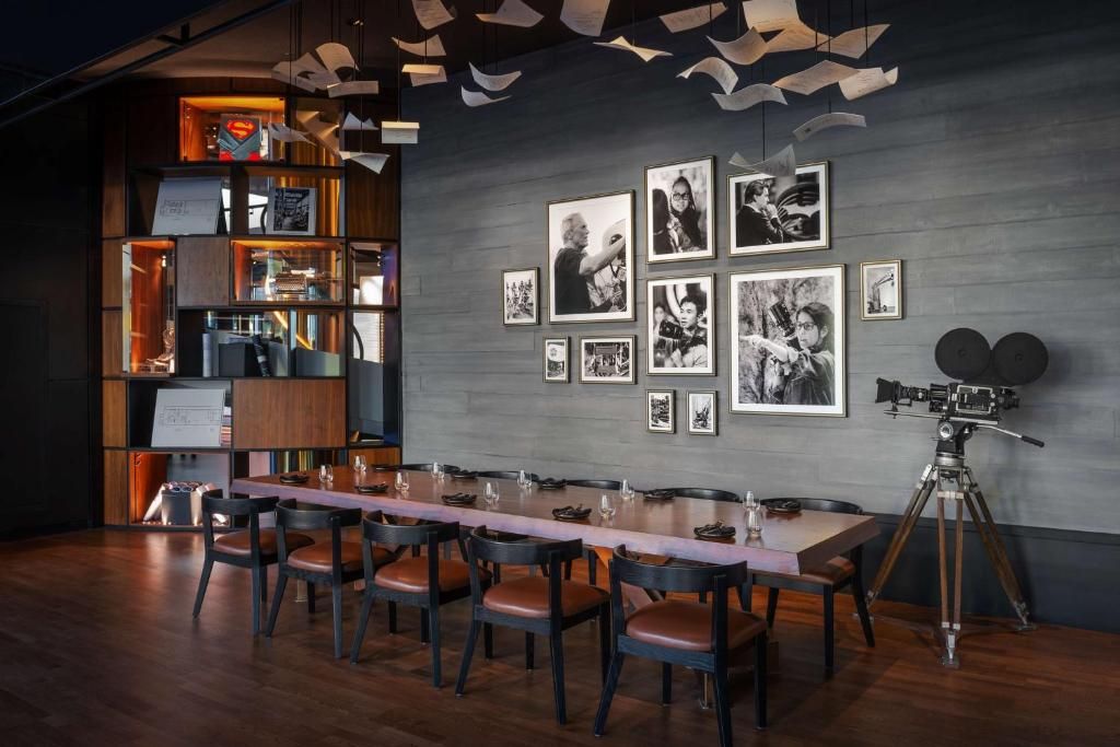 The WB Abu Dhabi, Curio Collection By Hilton фото 43