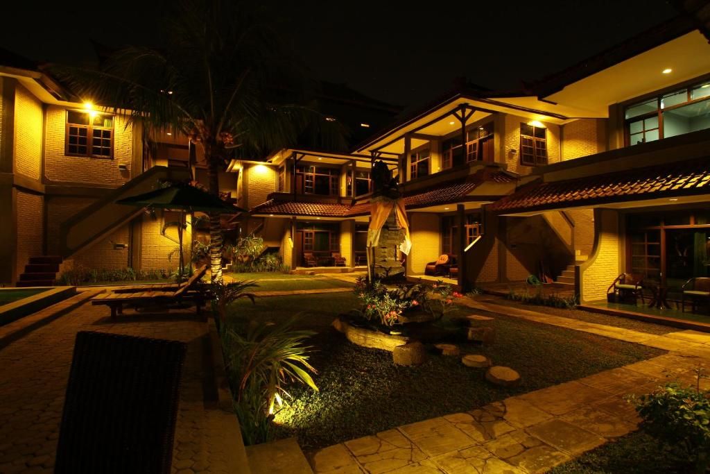 Amazing Kuta Hotel фото 32
