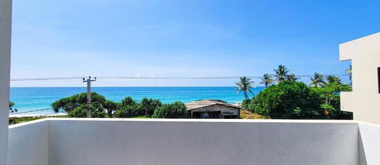 Фото отеля Lavinia Beach Hotel