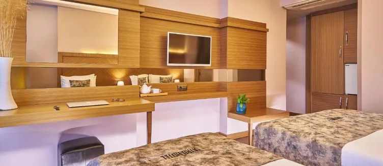 Фото отеля Atro