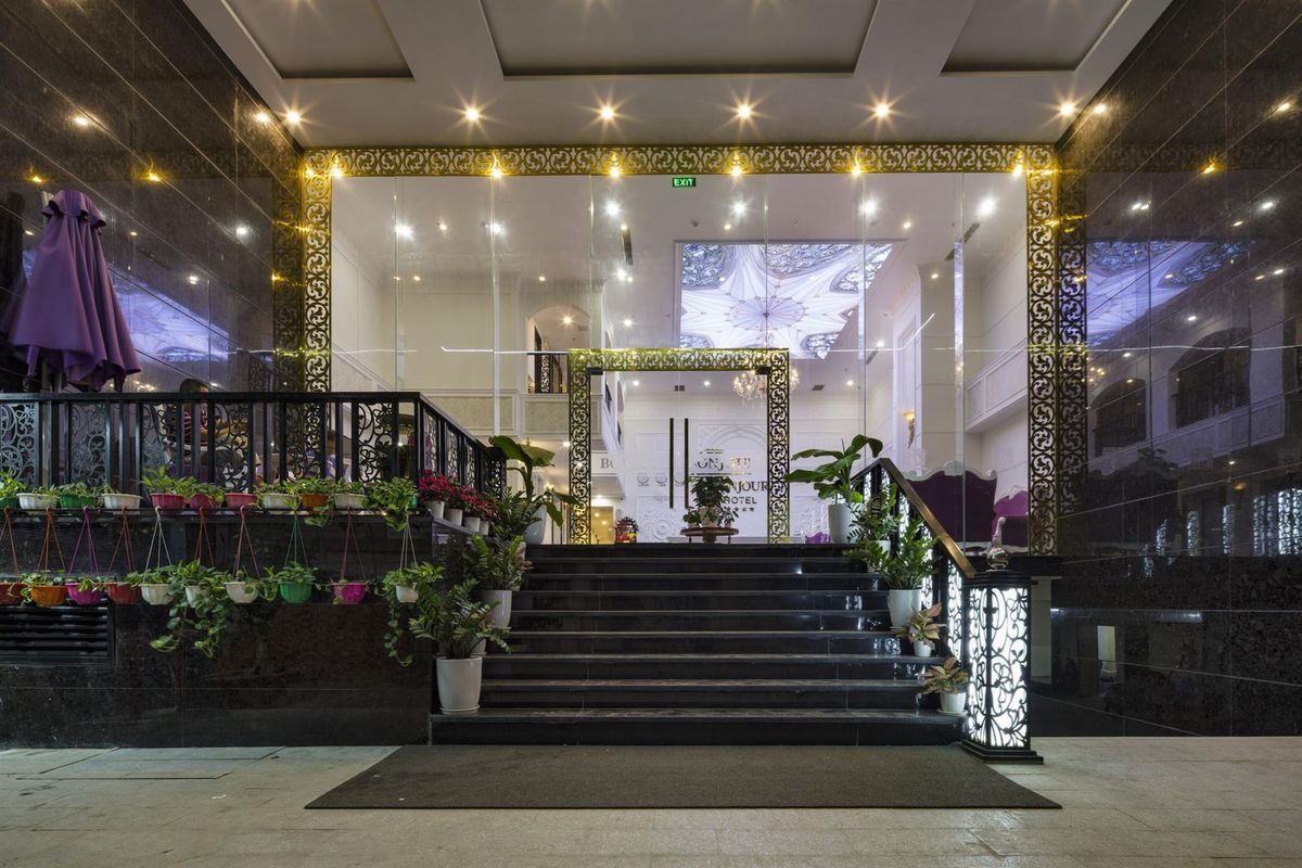 Bonjour Nha Trang Hotel фото 10