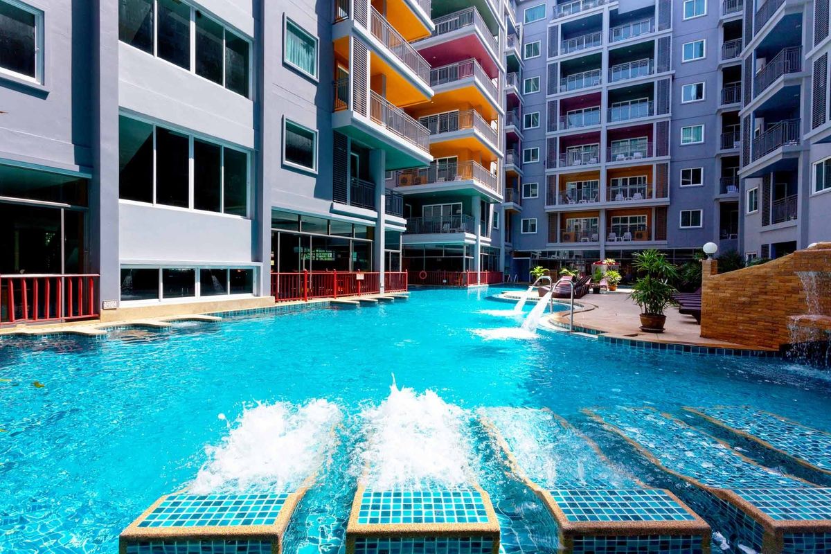 Elite Suite Hotel Patong фото 22
