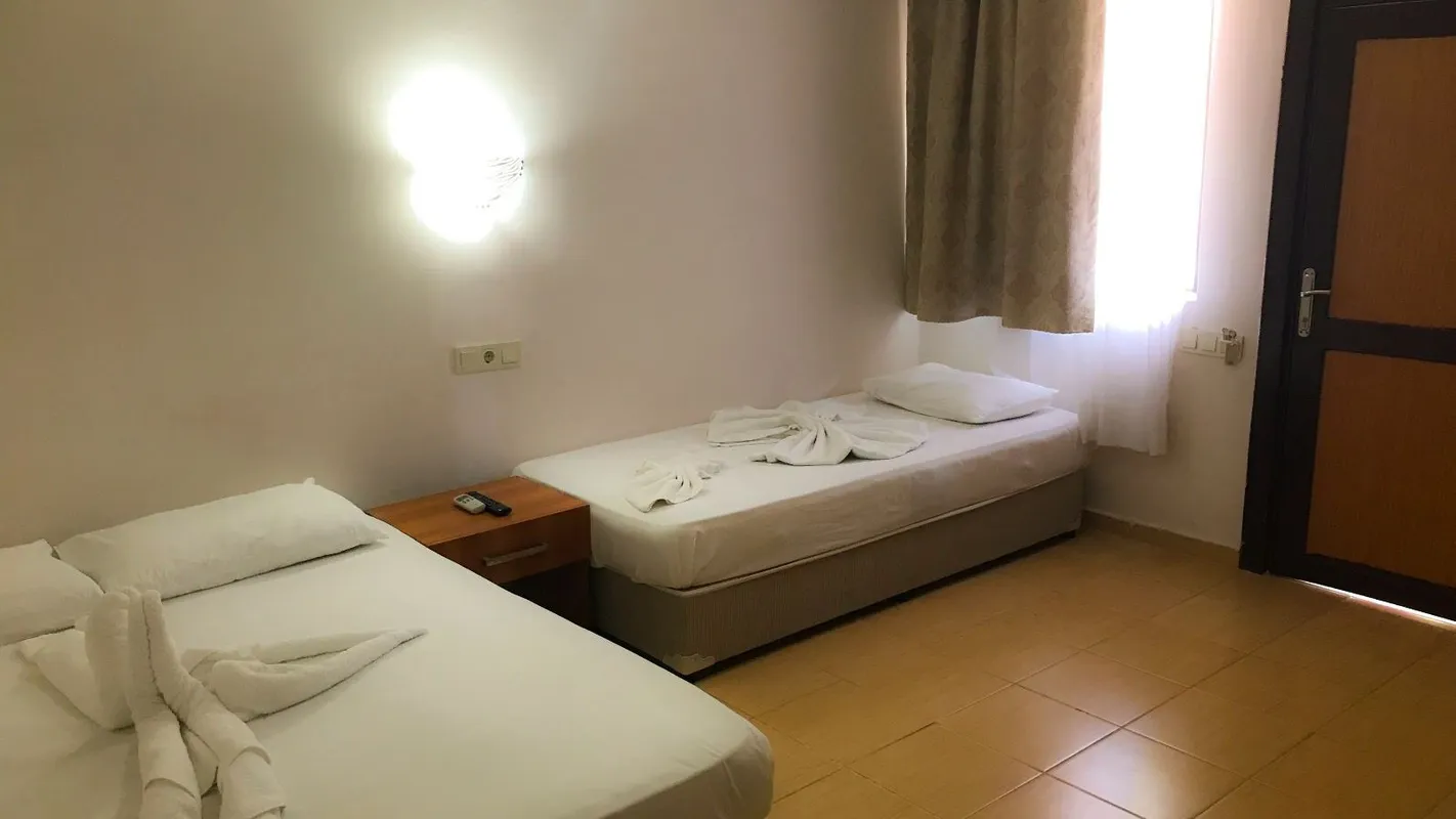 Ugur Hotel Beach фото 3