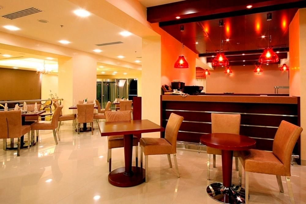 Al Ain Palace Hotel фото 31