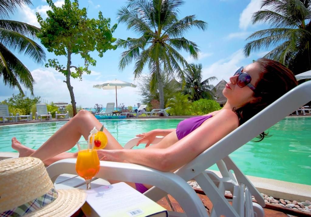 Adaaran Prestige Ocean Villas фото 4
