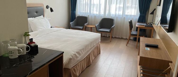 Фото отеля Holiday Inn Shanghai Hongqiao Central