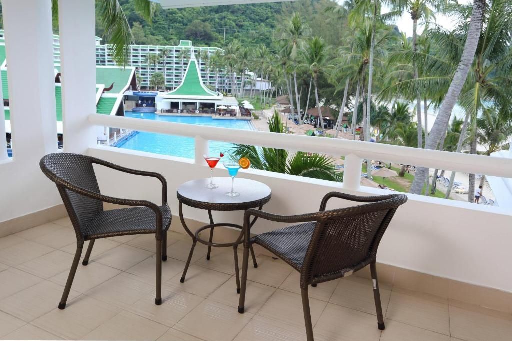 Le Meridien Phuket Beach Resort фото 123