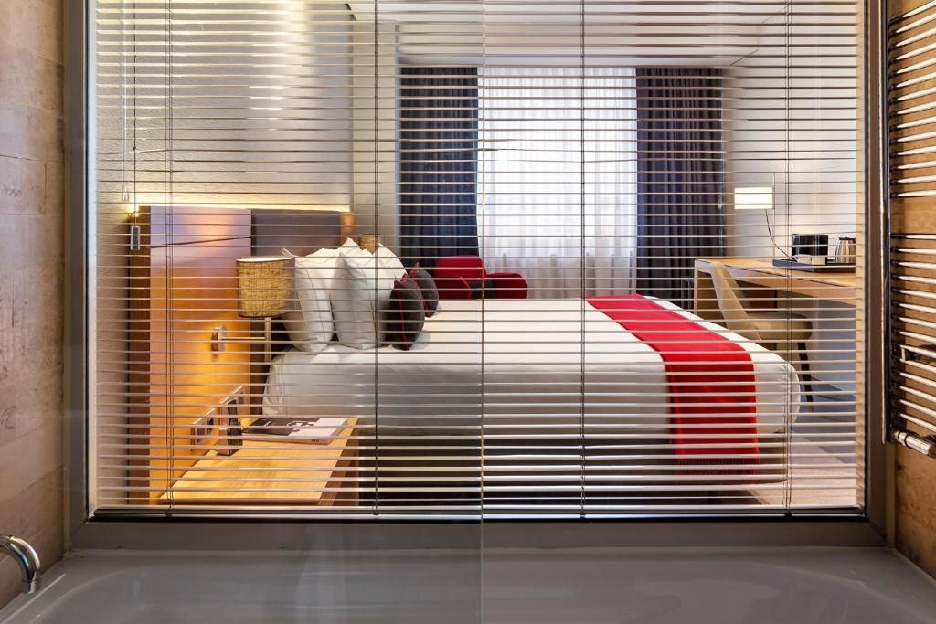 Gran Hotel Domine Bilbao фото 20