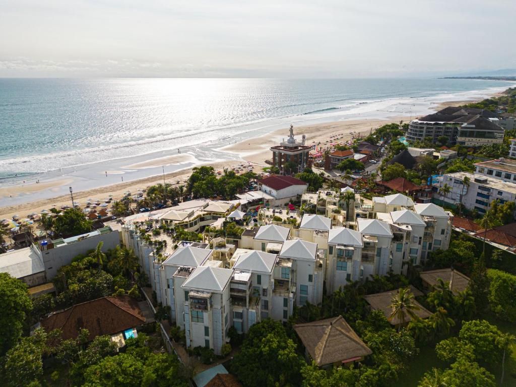 FuramaXclusive Ocean Beach Seminyak фото 20