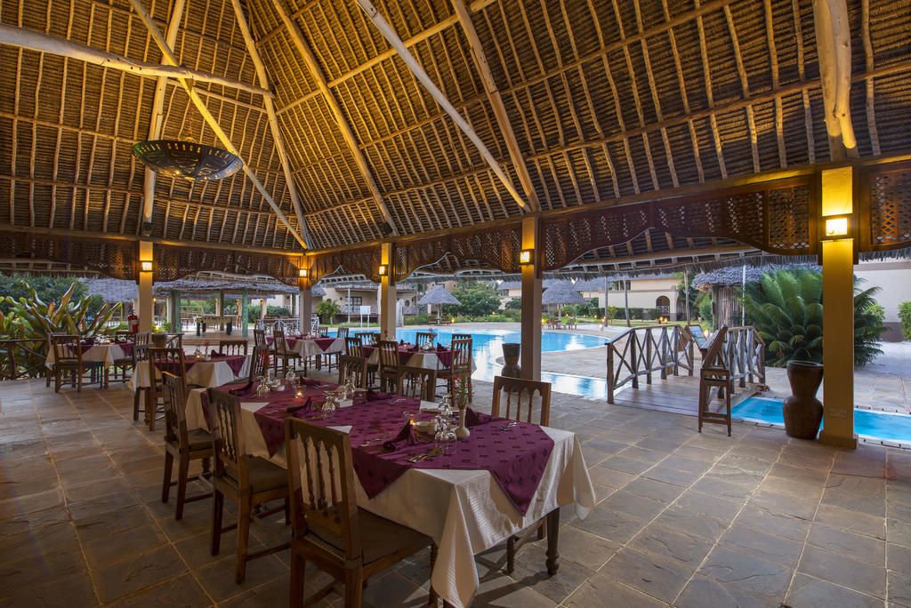 Neptune Pwani Beach Resort & Spa фото 13