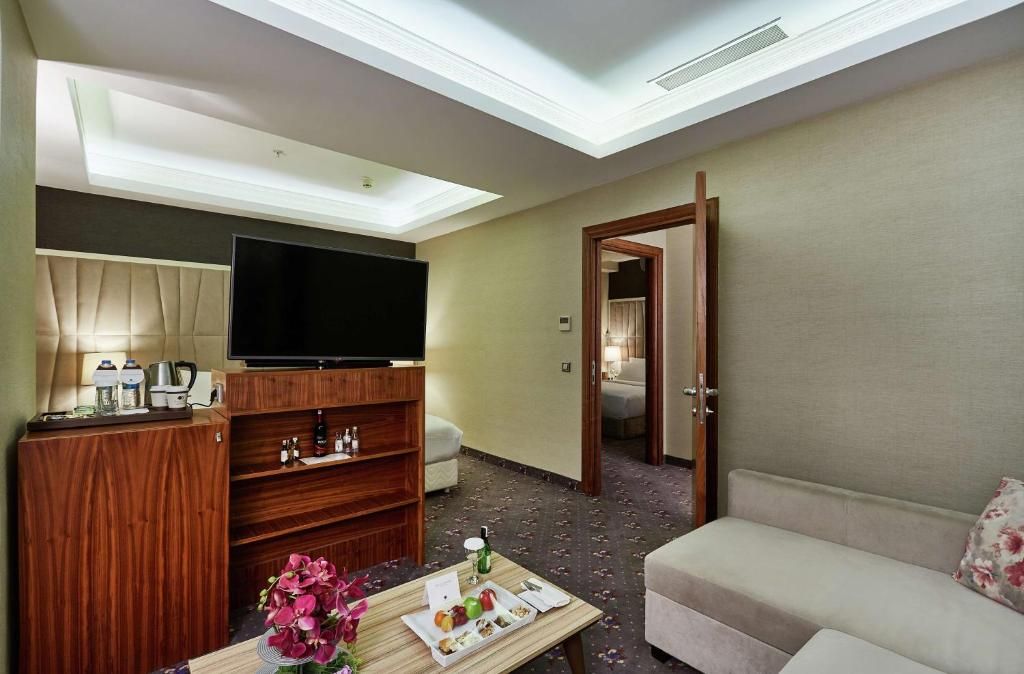 DoubleTree by Hilton Hotel Izmir - Alsancak фото 67