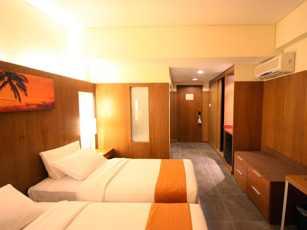 Crown Regency Beach Resort фото 5