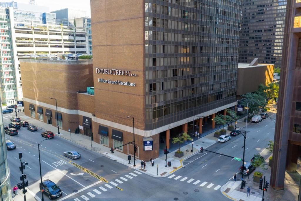 DoubleTree by Hilton Hotel Chicaco - Magnificent Mile фото 50