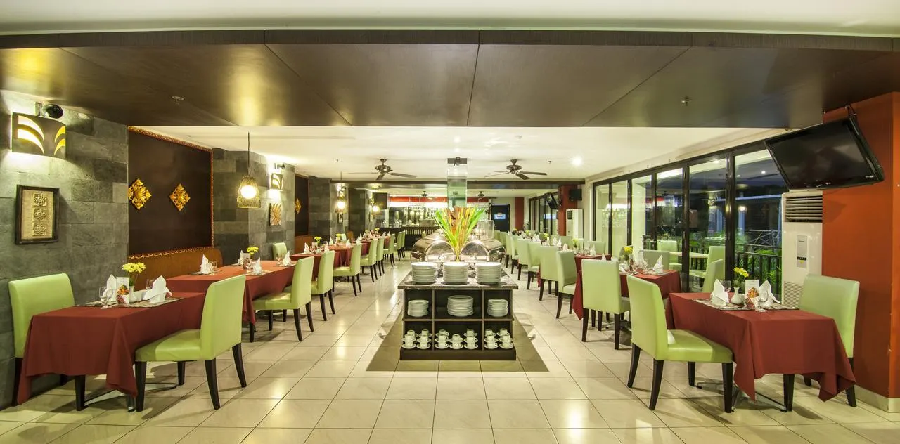 Grand Kuta Hotel and Residence фото 7