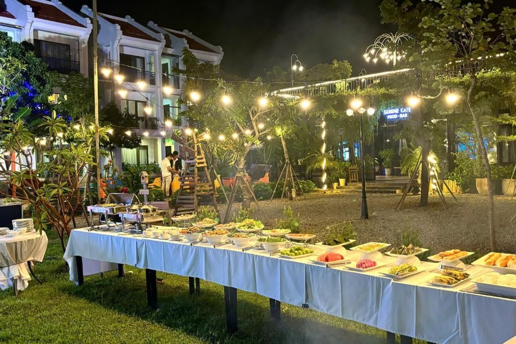 Serene Nature Hotel and Spa Hoi An фото 18
