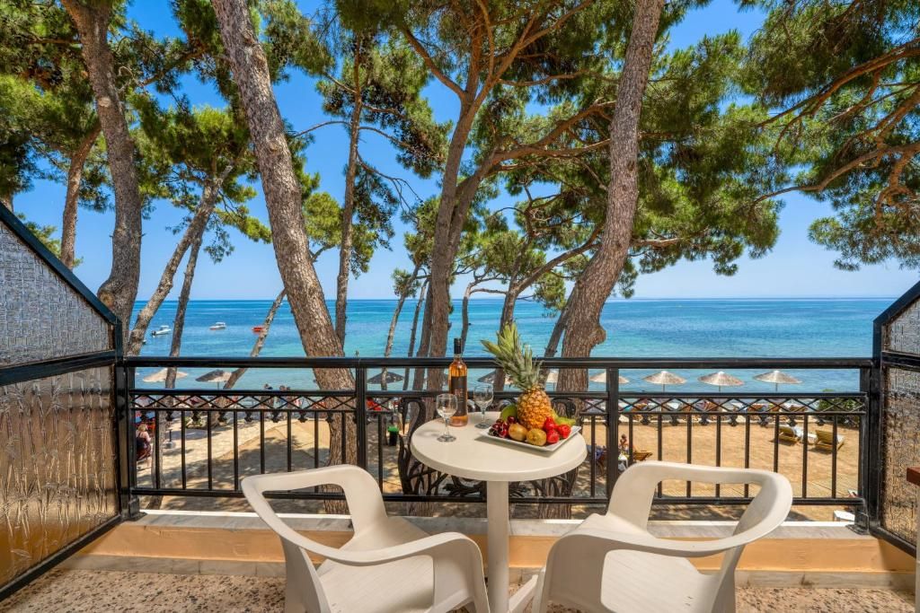 Castello Beach Hotel фото 16