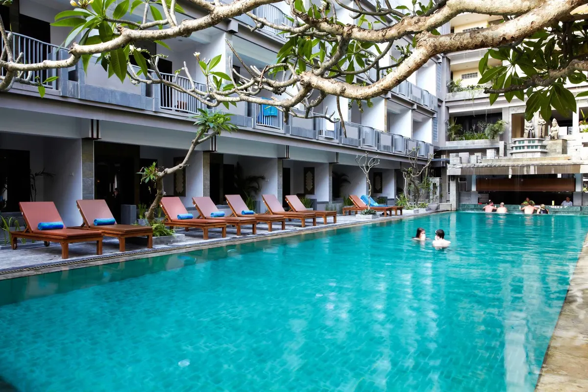 Champlung Mas Hotel фото 1