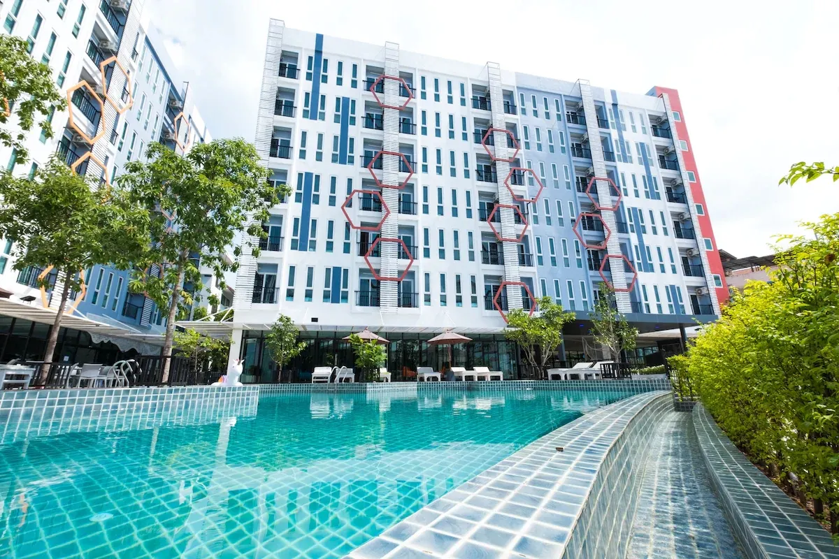 P Plus Hotel фото 1