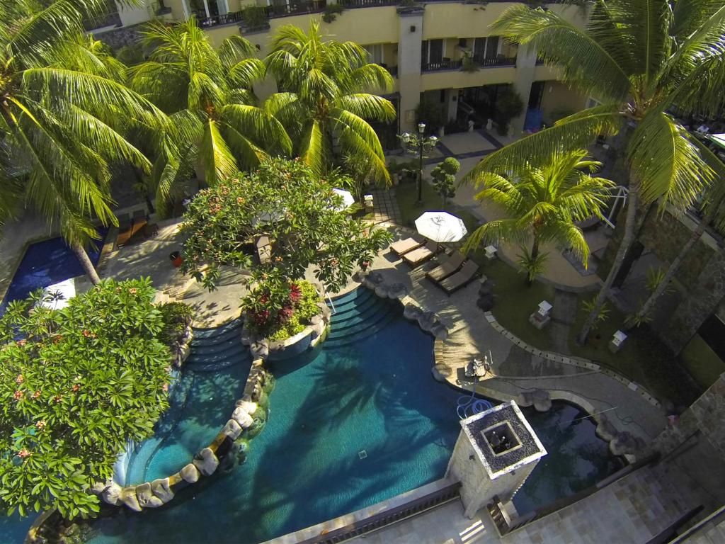 Kuta Paradiso Hotel фото 4