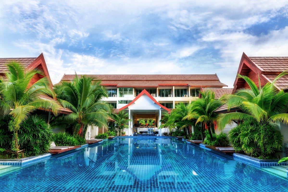 L'esprit de Naiyang Beach Resort фото 0