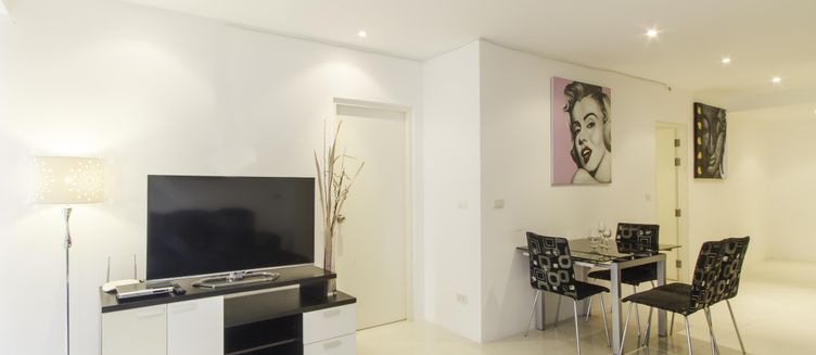 Фото отеля Sunset Plaza