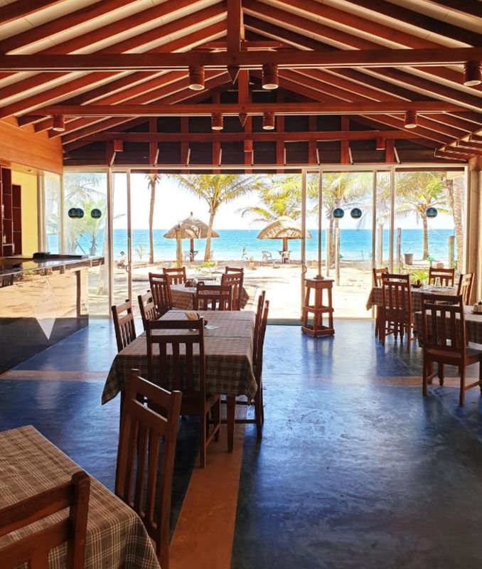 Oasey Beach Hotel фото 8
