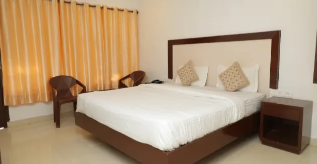 Фото отеля Beach Walk Resort