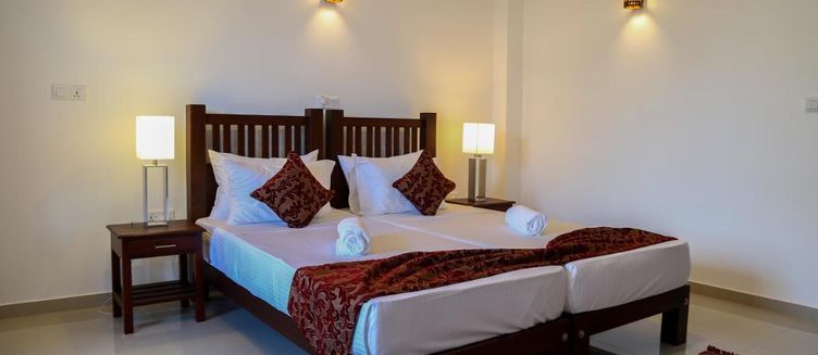 Фото отеля Hikka Regent Hotel