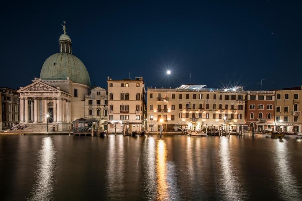 Hotel Carlton on the Grand Canal фото 23