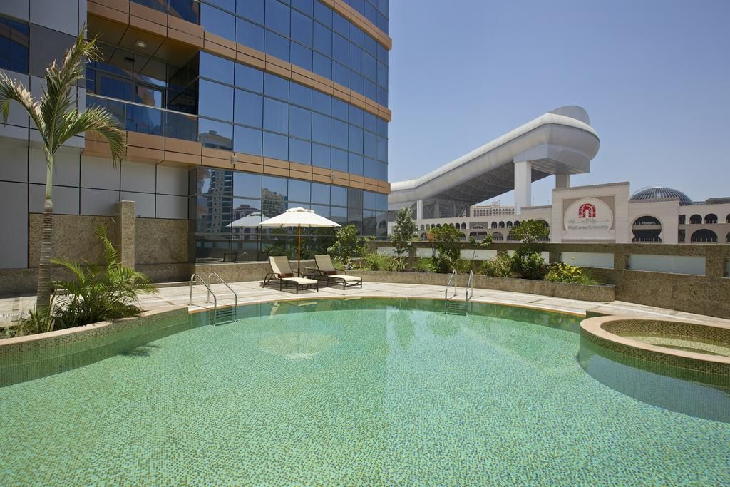 DoubleTree by Hilton Hotel and Residences Dubai Al Barsha фото 8
