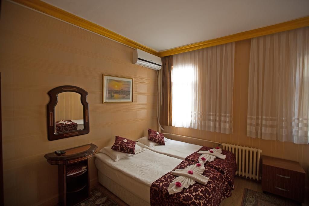 Sirkeci Emek Hotel фото 2