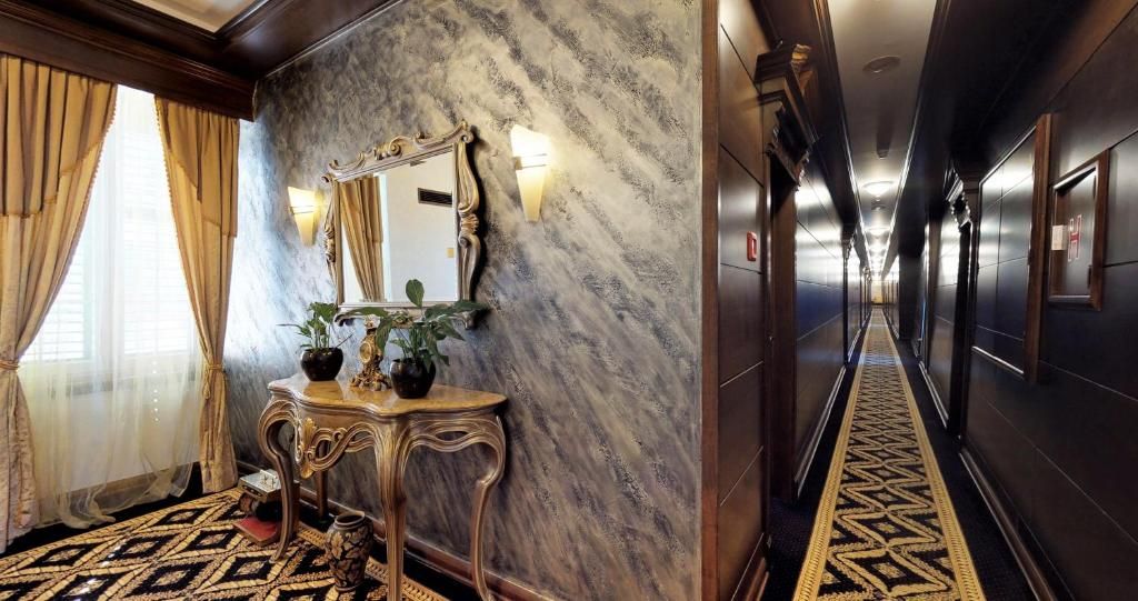 Historic Boutique Hotel Cattaro фото 24