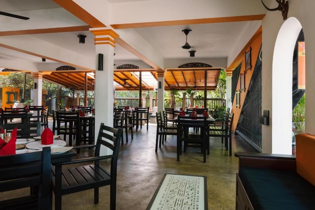 Amal Beach Hotel фото 43