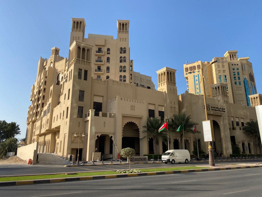 Bahi Ajman Palace Hotel фото 77
