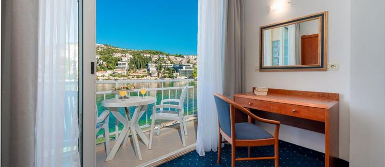 Фото отеля Vis Hotel