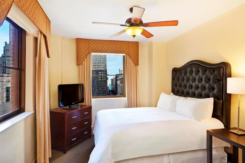 The Tremont Chicago Hotel At Magnificent Mile фото 65