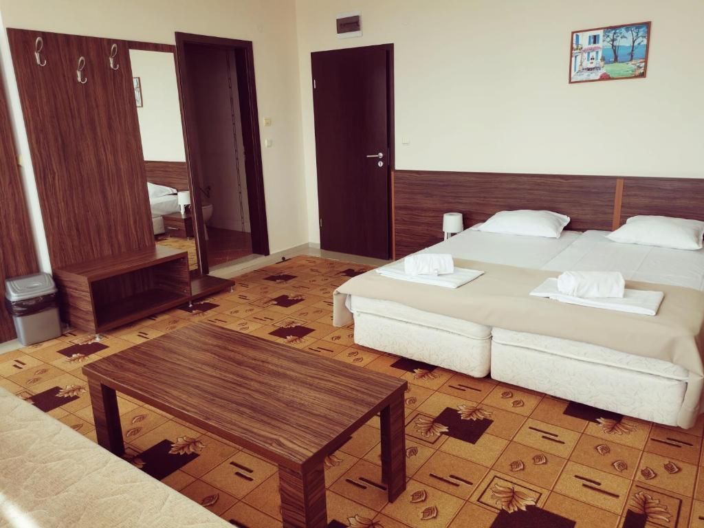 Хостел «Hostel Coral City» фото 7