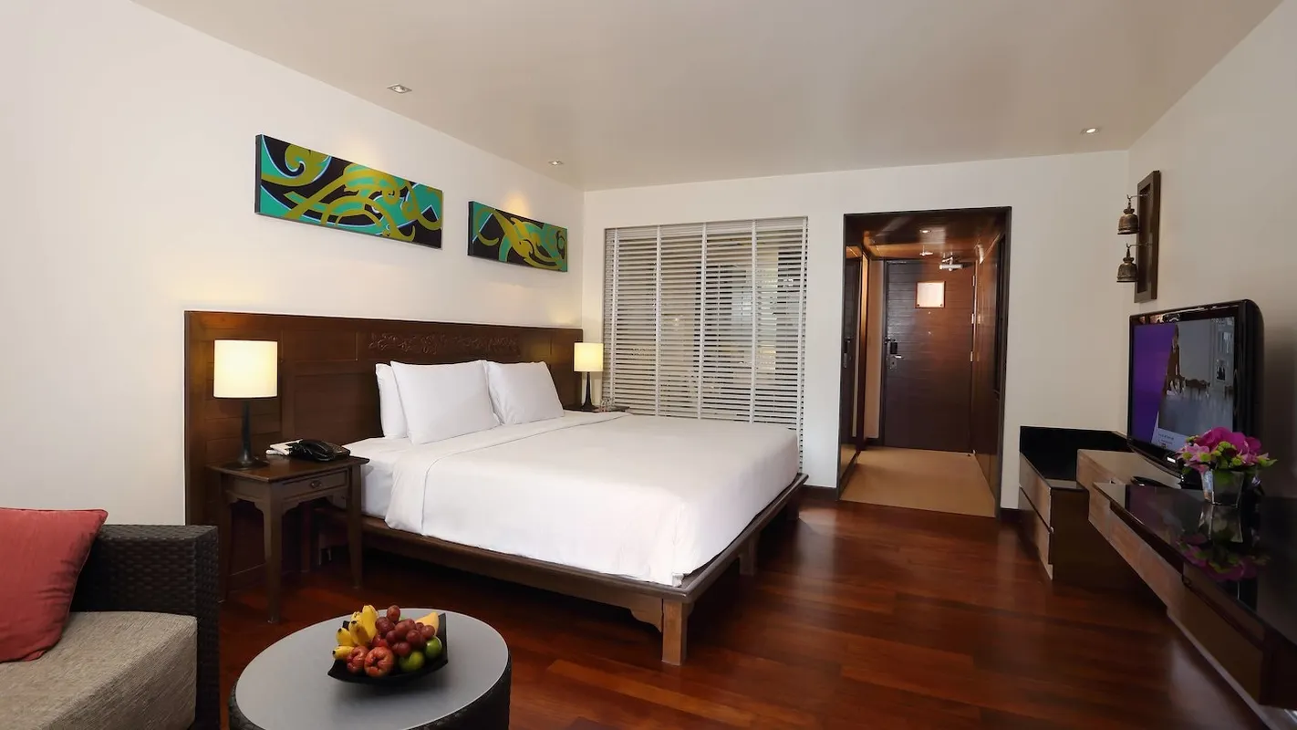 Le Meridien Phuket Beach Resort фото 4