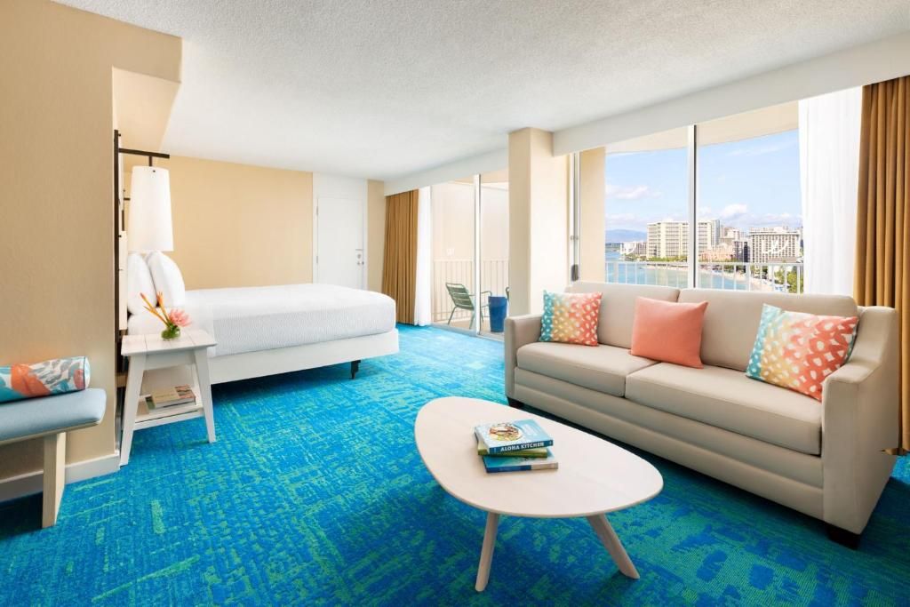 Aston Waikiki Beach Hotel фото 28