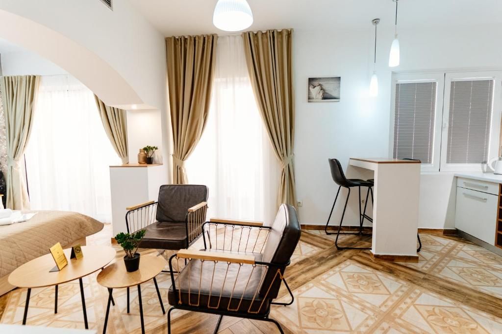 Accommodation Tianis Deluxe Rooms фото 6